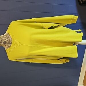 NEW,women's aerie oversized sweatshirt, size S. Lemon green color